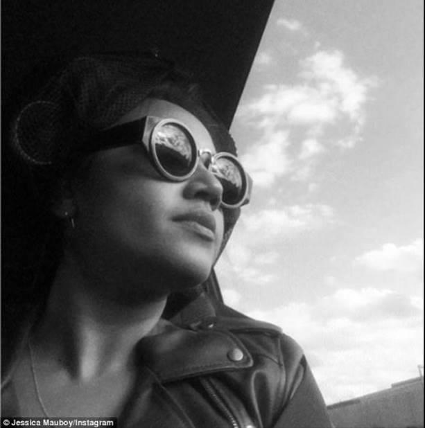Jessica Mauboy wear Isson 'Martha' sunglasses